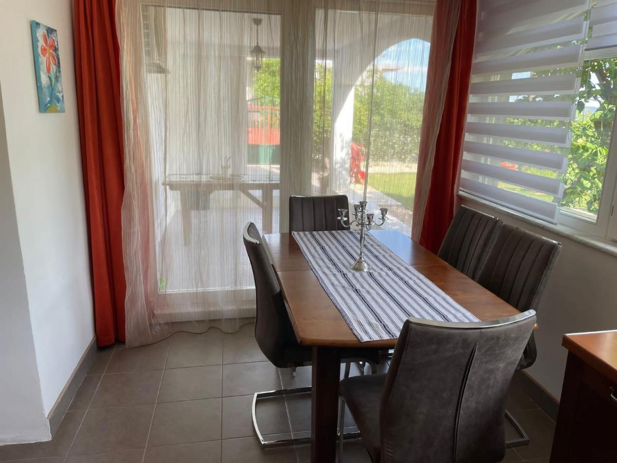 Apartment Finally Kastel Stari ภายนอก รูปภาพ