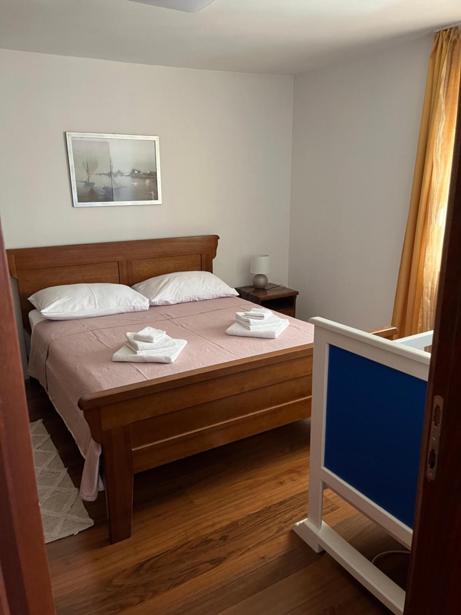 Apartment Finally Kastel Stari ภายนอก รูปภาพ